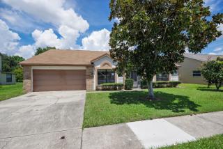12674 Newfield Dr, Orlando, FL 32837-7432