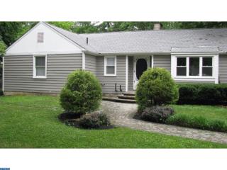 202 Main St, Riverton, NJ 08077-1239