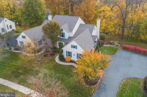 223 Pine St, Marsh, PA 19520-9276