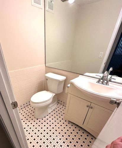 50 Kent D, West Palm Beach FL  33417-1707 exterior