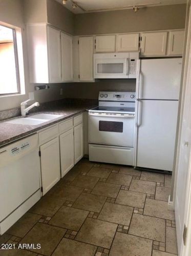 6454 77th Pl, Scottsdale AZ  85250-4750 exterior