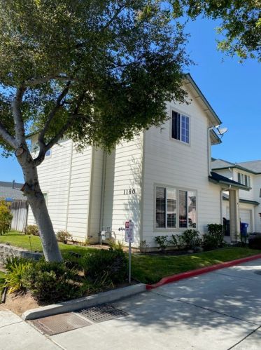 1180 Ash St, Pismo Beach, CA 93420-3882