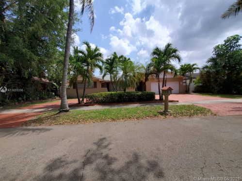 13750 104th Ter, Miami, FL 33186-3111