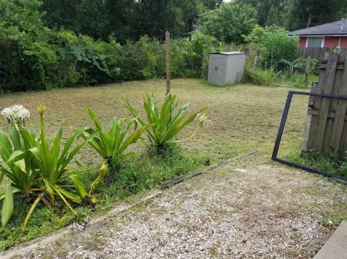 1310 20th Ave, Vero Beach FL  32962-6159 exterior