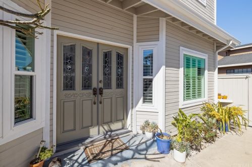 1805 Clark Ln, Redondo Beach, CA 90278-4103