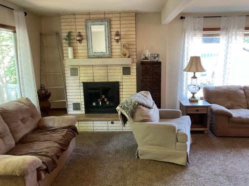 3278 58, Milwaukee WI 53218-4247 exterior