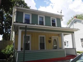 718 Front St, Danville, PA 17821-2122