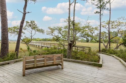 208 Slipper Shell Ct, Mount Pleasant SC  29464-6724 exterior