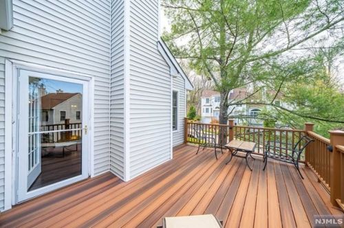 19 Kerri Ln, Lincoln Park NJ  07035-2113 exterior