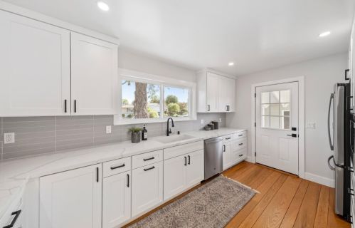 2020 Helena Way, Redwood City CA  94061-3311 exterior