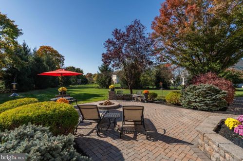 4040 Steeplechase Dr, Collegeville PA  19426-1265 exterior