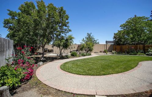 603 Crystal Springs Dr, Woodland CA  95776-5772 exterior