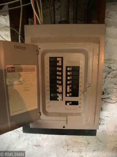 1000 Charles Ave, Saint Paul MN  55104-2616 exterior