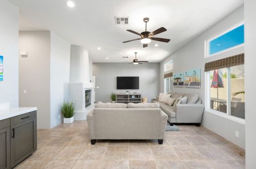 77895 Calle Colima, La Quinta CA  92253-5528 exterior