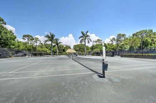 15188 Storrington Pl, Naples FL  34110-7652 exterior