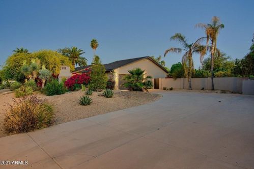 5831 Charter Oak Rd, Scottsdale, AZ 85254-4346