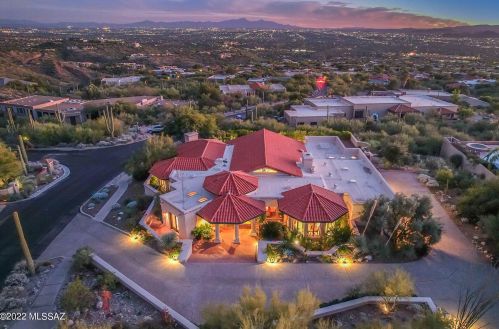 3420 Finger Rock Cir, Tucson, AZ 85718-1372