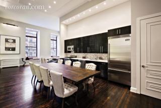 65 13th St, New York NY  10003-4925 exterior