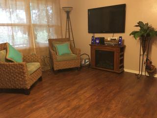 4205 Jupiter Ave, Titusville, FL 32780-5524