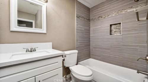 2326 Mtn Wood St, Colton CA  92324-4536 exterior