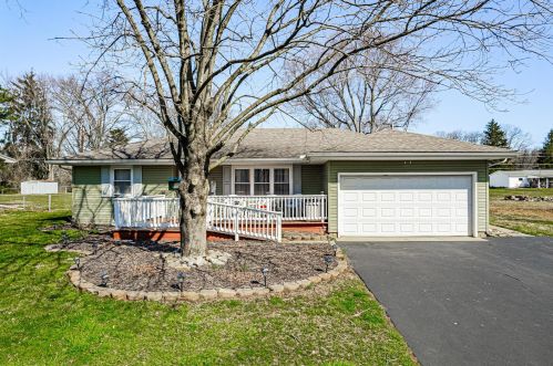 1145 Richey Rd, Zanesville, OH 43701-1149