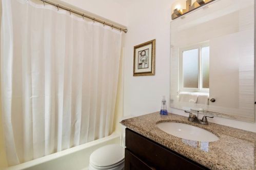 2632 Aurora Dr, Palm Springs CA  92262-2362 exterior