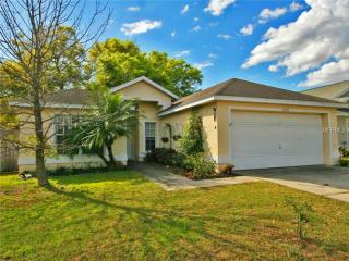 2272 Pebblewood Dr, Apopka, FL 32703-3652