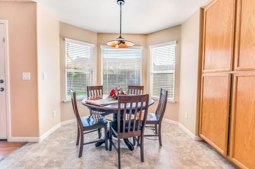 679 Apricot Ct, Los Banos CA  93635-9691 exterior