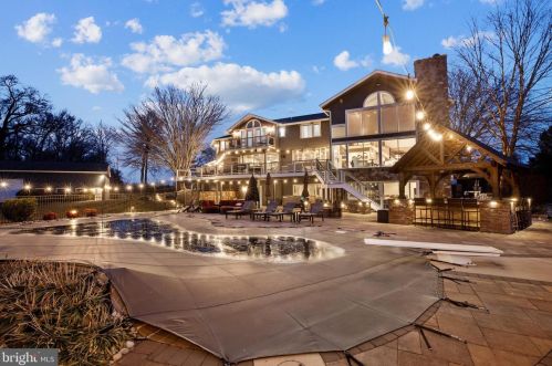 125 Commissioners Pike, Pilesgrove NJ 08098-2033 exterior