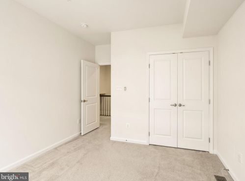 7542 Brunson Cir, Gainesville VA  20155 exterior