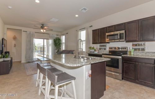 25617 Desert Dr, Buckeye, AZ 85326-6423