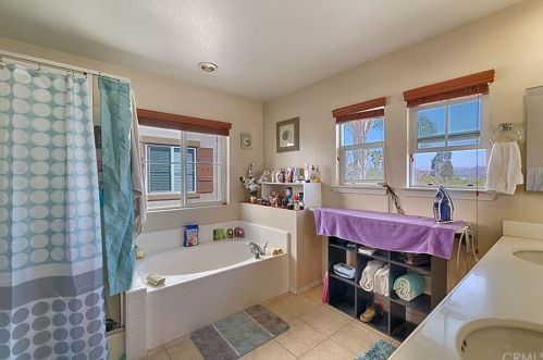 19515 Palomar St, Lake Elsinore CA  92530-6393 exterior