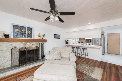 1412 Cottonwood St, Woodland CA  95695-5167 exterior