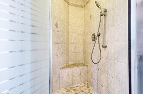 1109 Alhambra Cir, Naples FL 34103-3291 exterior