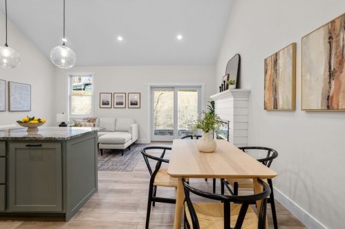 513 5th Ave, Bridgeville PA  15017-1337 exterior