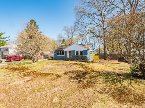 24 Donahue Way, Stoughton, MA 02072-1640