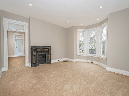 418 Delaware Ave, Oakmont PA  15139-1642 exterior