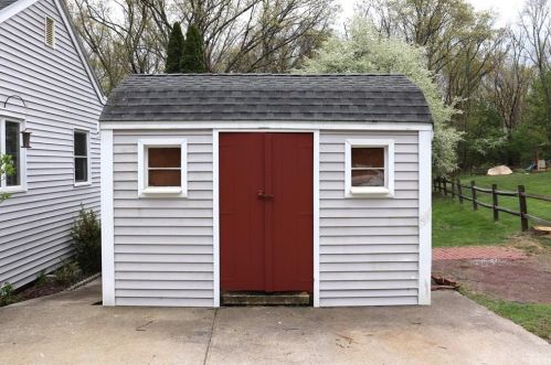 25 Hillview St, Woonsocket RI  02895-5922 exterior