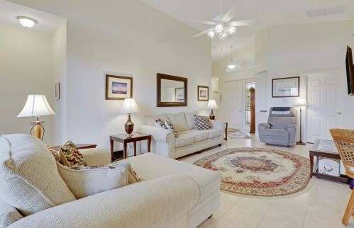 364 Sunview Way, Port Saint Lucie FL  34986-2900 exterior