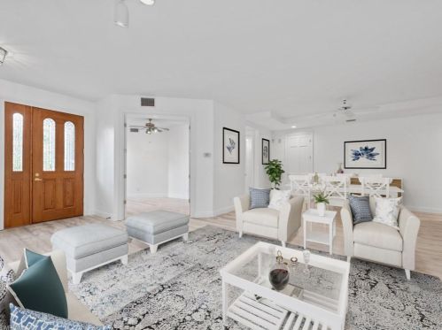 101 Colonade Cir, Naples FL 34103-8705 exterior