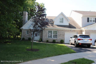9 Lone Oak Way, Tinton Falls, NJ 07724-2468