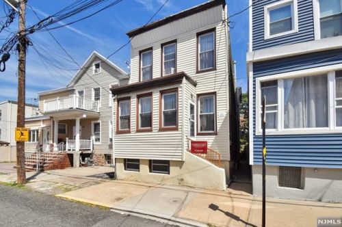 1438 Gehr Pl, North Bergen NJ  07047-2514 exterior