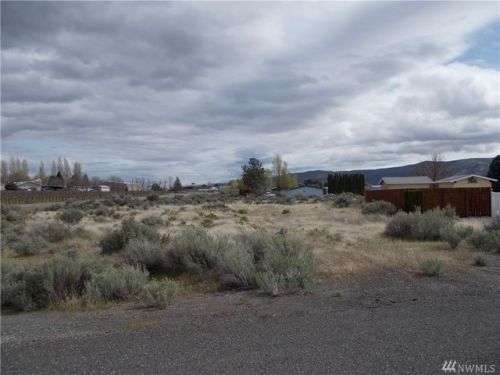 201 Olive Pl, Desert Aire WA  99349-1941 exterior