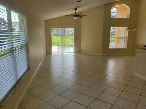1052 Lake Berkley Dr, Kissimmee, FL 34746-6127