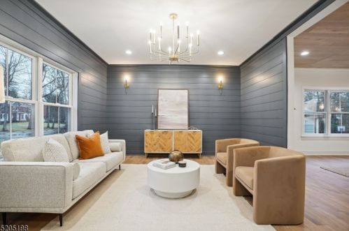 7 Maple St, Chatham Township NJ  07928-1624 exterior