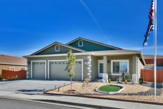 18214 Grizzly Bear Ct, Reno, NV 89508-4301