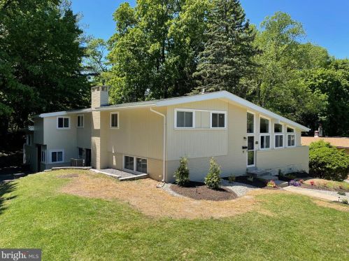 140 Yew Rd, Cheltenham, PA 19012-1204