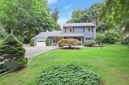614 Wire Mill Rd, Stamford, CT 06903-4708