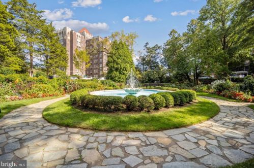 3900 Cathedral Ave, Washington DC  20016-5201 exterior