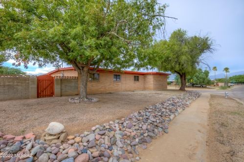 7534 Marc Pl, Tucson, AZ 85710-6331